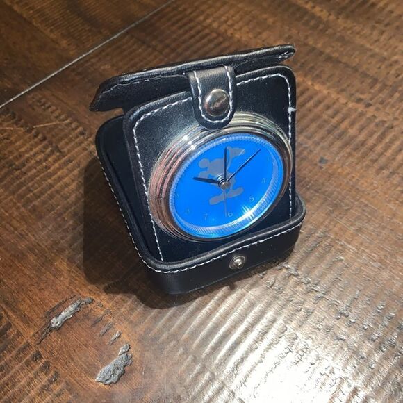 Limited Vintage Disney Vacation Club Mickey Mouse Alarm Clock Watch Leather Box - Picture 1 of 6